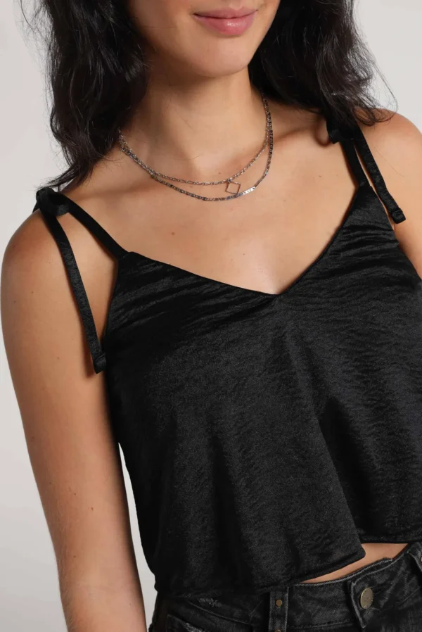 Top Tiras Negro Brillo