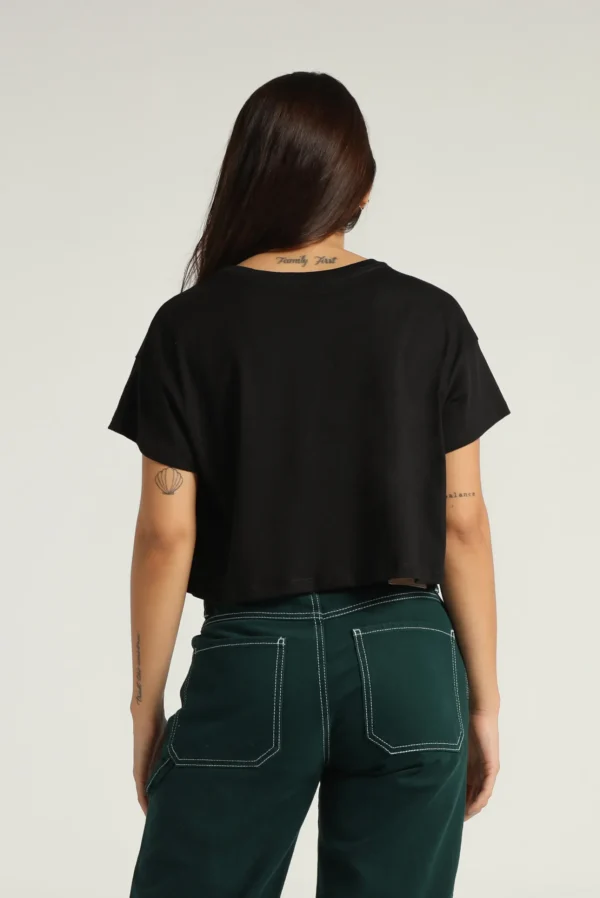 Camiseta Crop Negro Basico